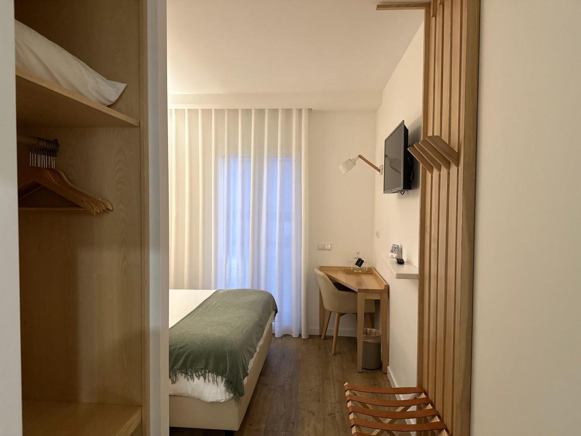 Charm-In Center Hotel Vila Nova de Milfontes Bagian luar foto